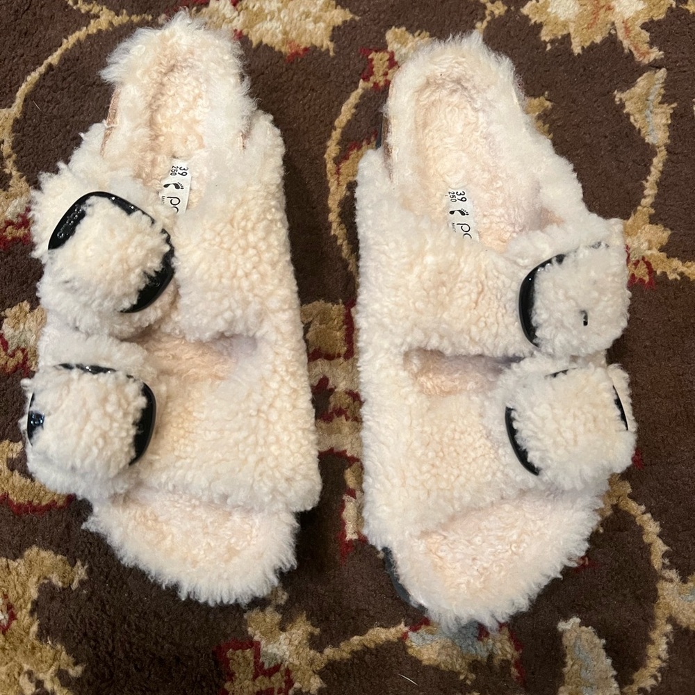 Fuzzy Beige Sandals with Double Buckle